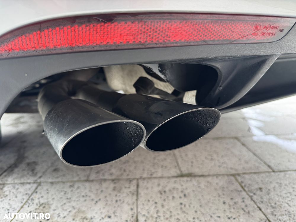 Volkswagen Passat 2.0 TDI BlueMotion Technology Highline - 15