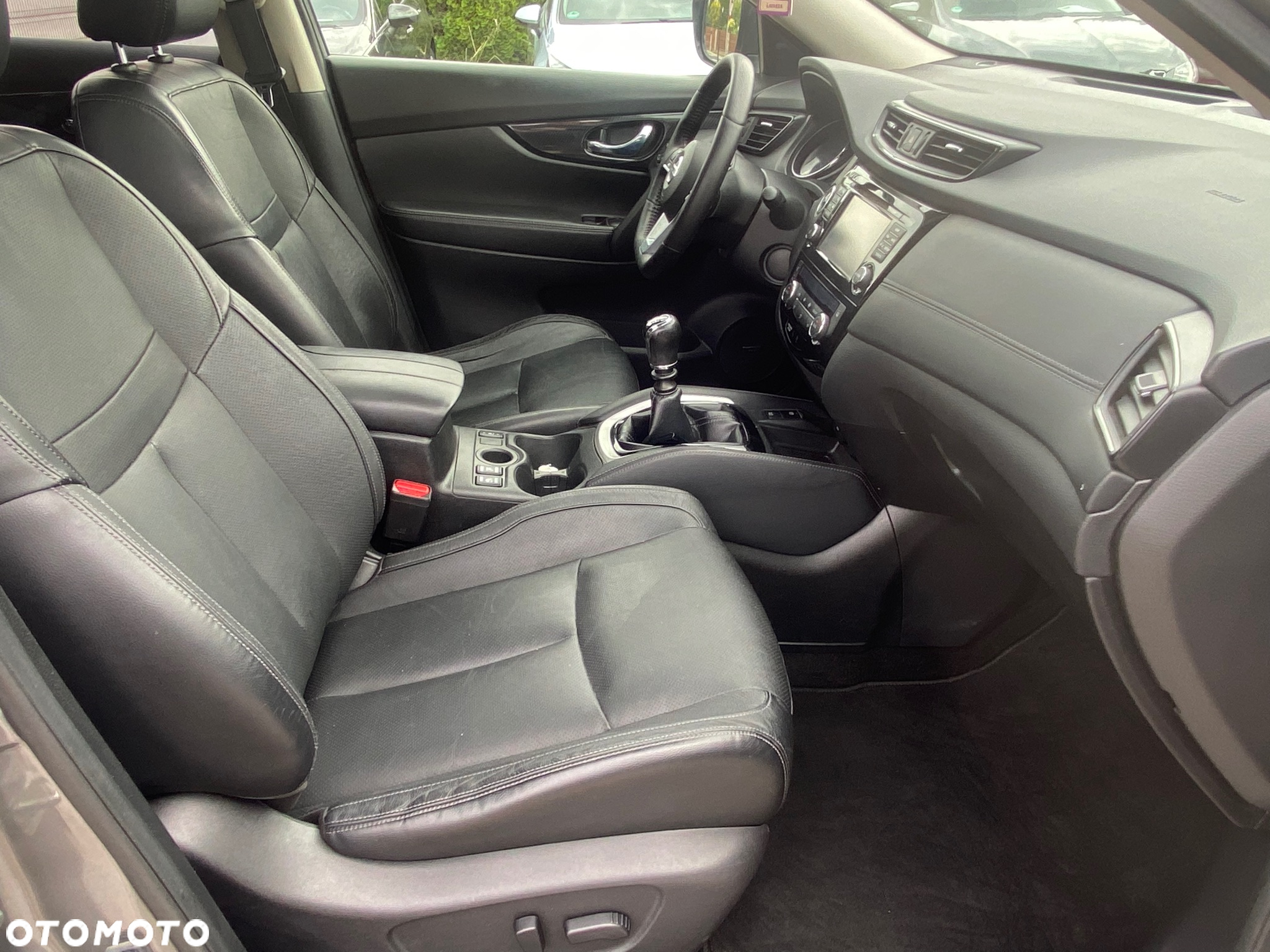 Nissan X-Trail 1.6 DIG-T Tekna 2WD - 27