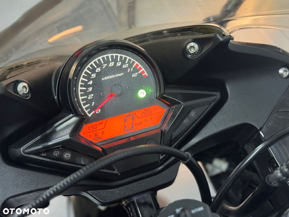 Honda CBR - 15