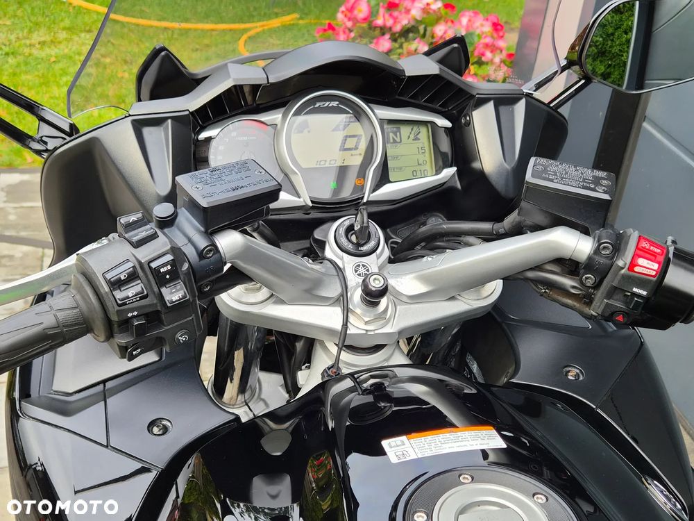 Yamaha FJR - 34