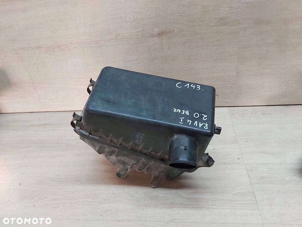 Toyota RAV4 I 2,0 3s-fe obudowa filtra powietrza puszka 17705-74380 - 1