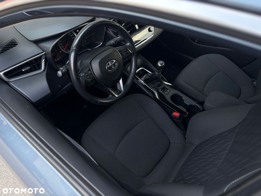 Toyota Corolla - 17