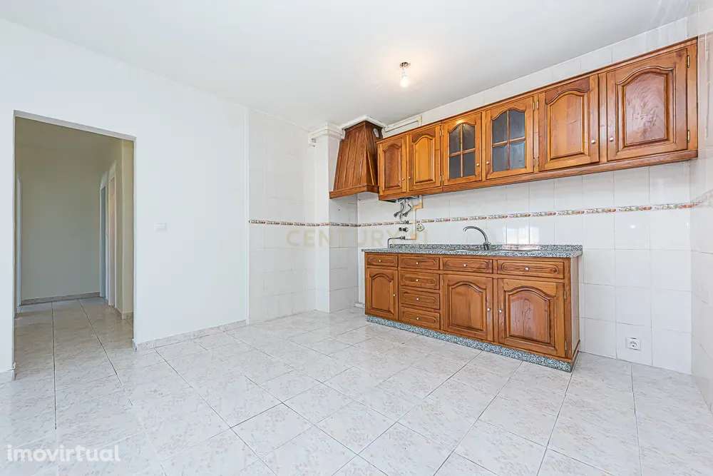 Apartamento T2 com elevador e varanda em Setúbal - Grande imagem: 4/20