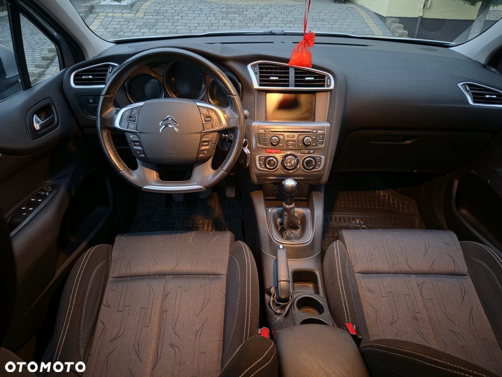 Citroën C4 1.6 HDi Attraction - 8
