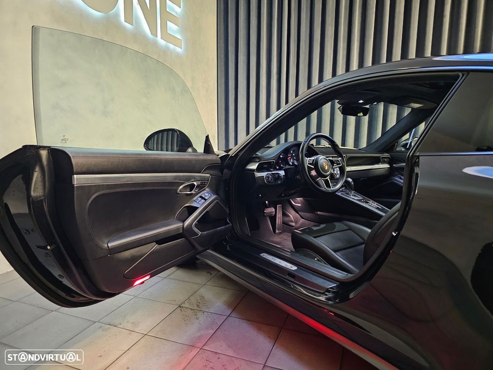Porsche 911 (991) Carrera 4S PDK - 11