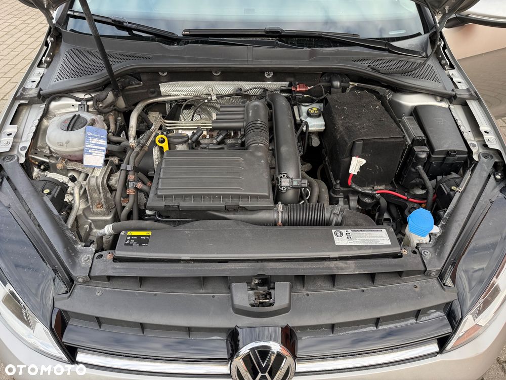 Volkswagen Golf - 15