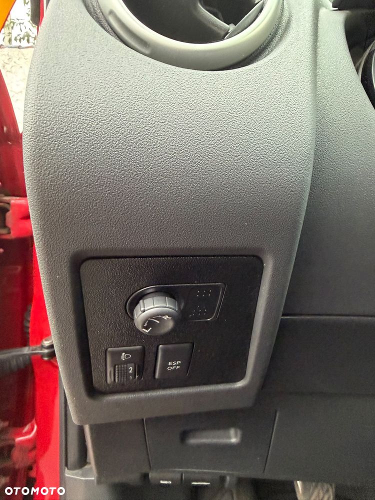 Nissan Qashqai 2.0 4 x 4 visia - 13