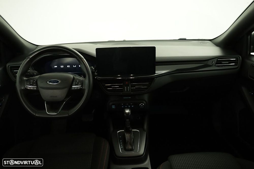 Ford Focus SW - 8