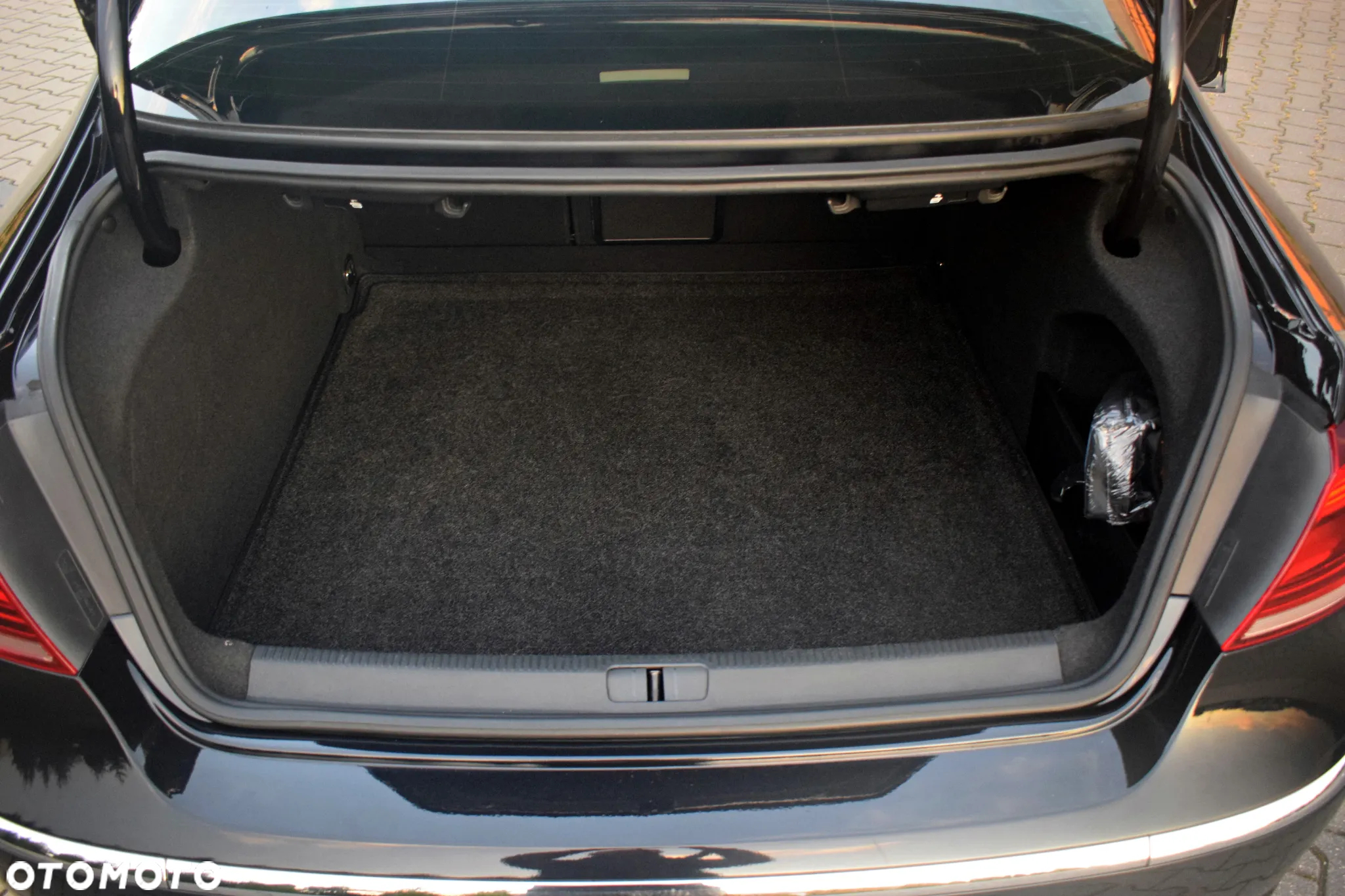 Volkswagen Passat CC - 32