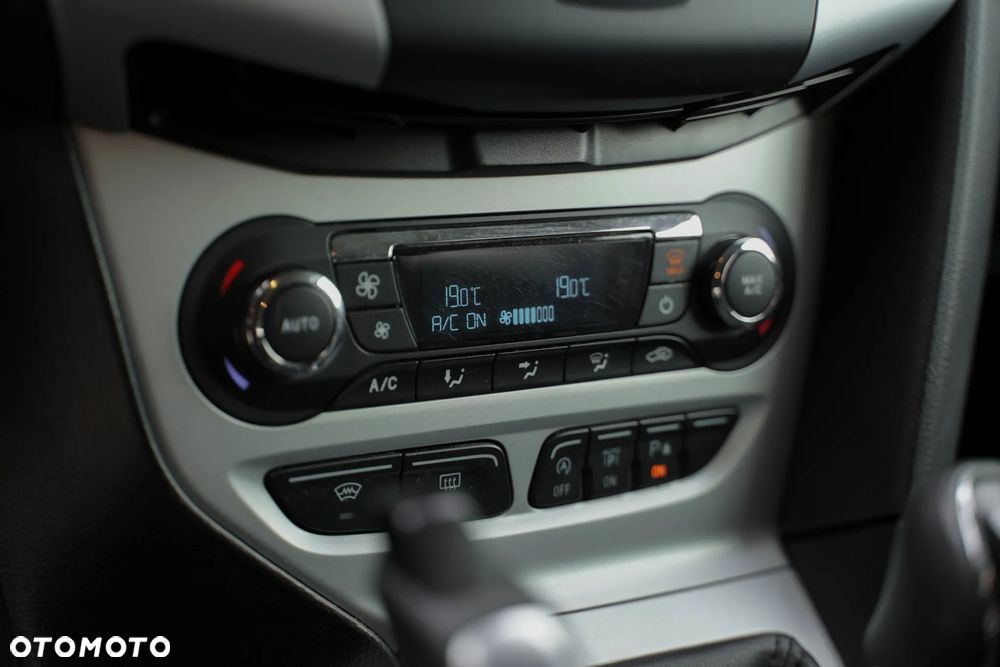 Ford Focus 1.0 EcoBoost Start-Stopp-System Titanium - 13