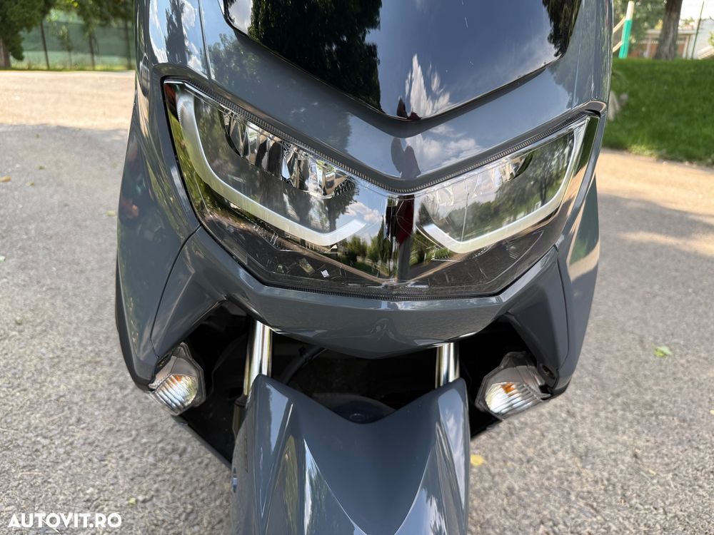 Yamaha XMAX 125 - 13