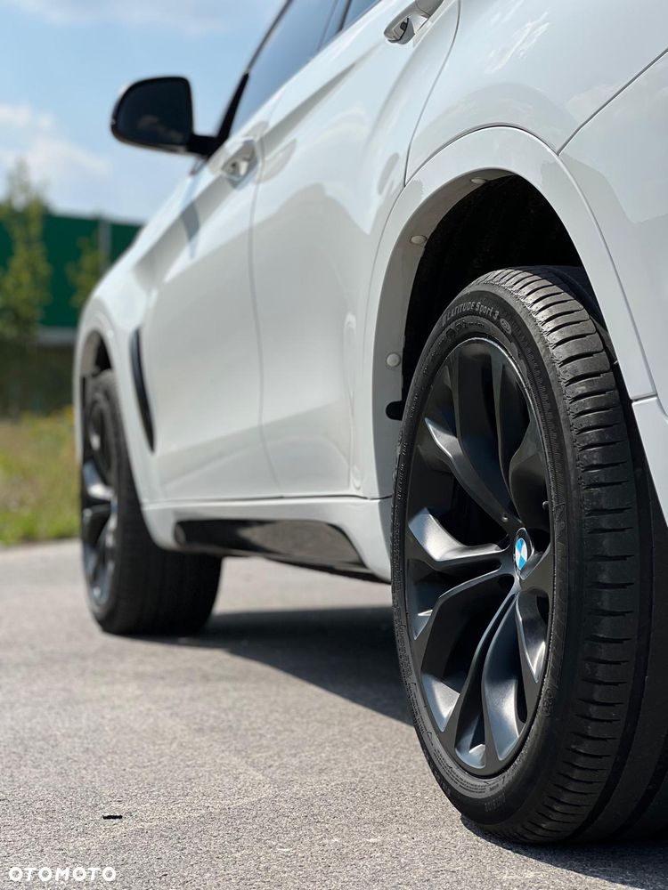 BMW X6 xDrive40d - 26