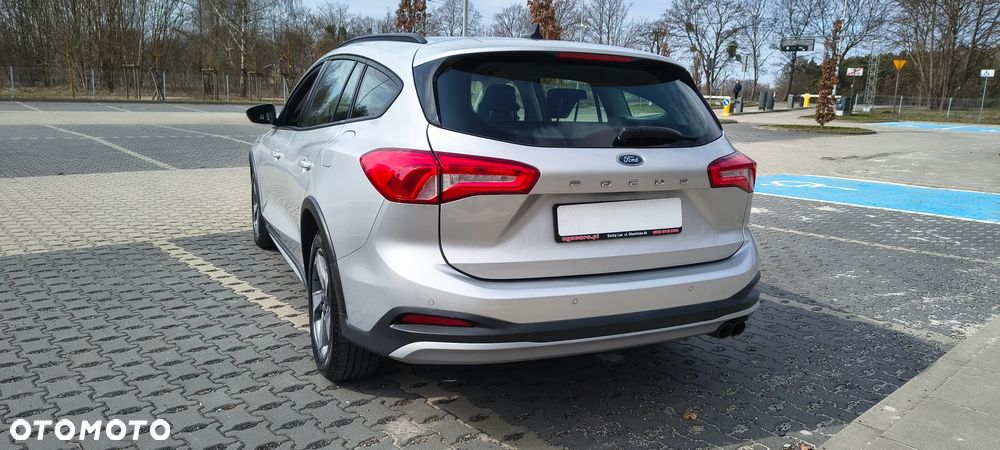 Ford Focus 1.0 EcoBoost STart-Stopp-System ACTIVE - 6