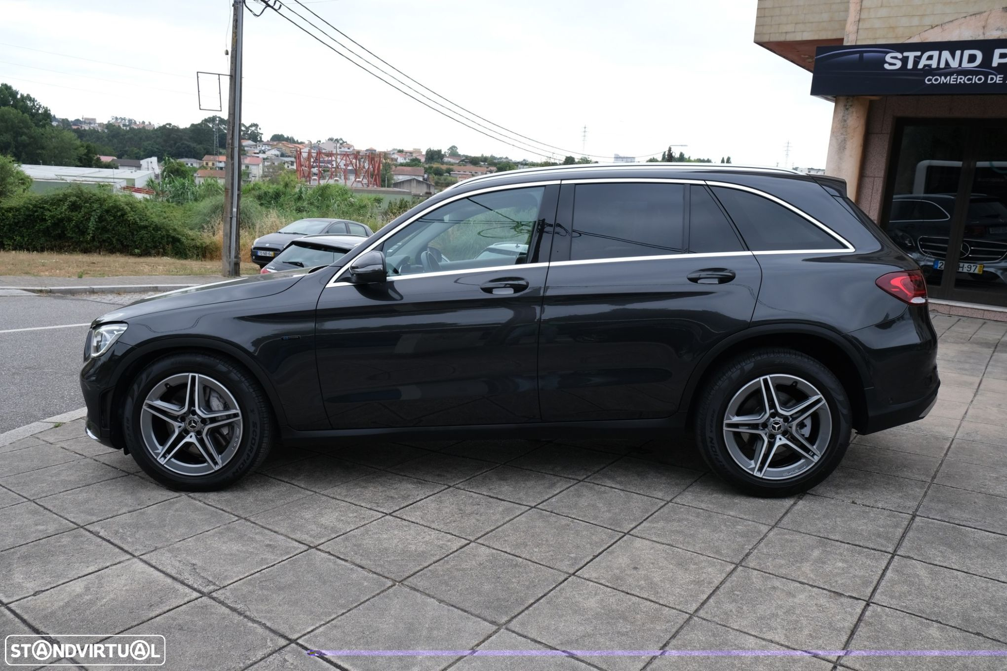 Mercedes-Benz GLC 300 e 4Matic - 27