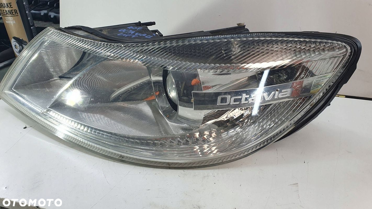 Skoda Octavia 2 II 1Z Lift 08-12 lewa lampa przednia przód reflektor € - 4