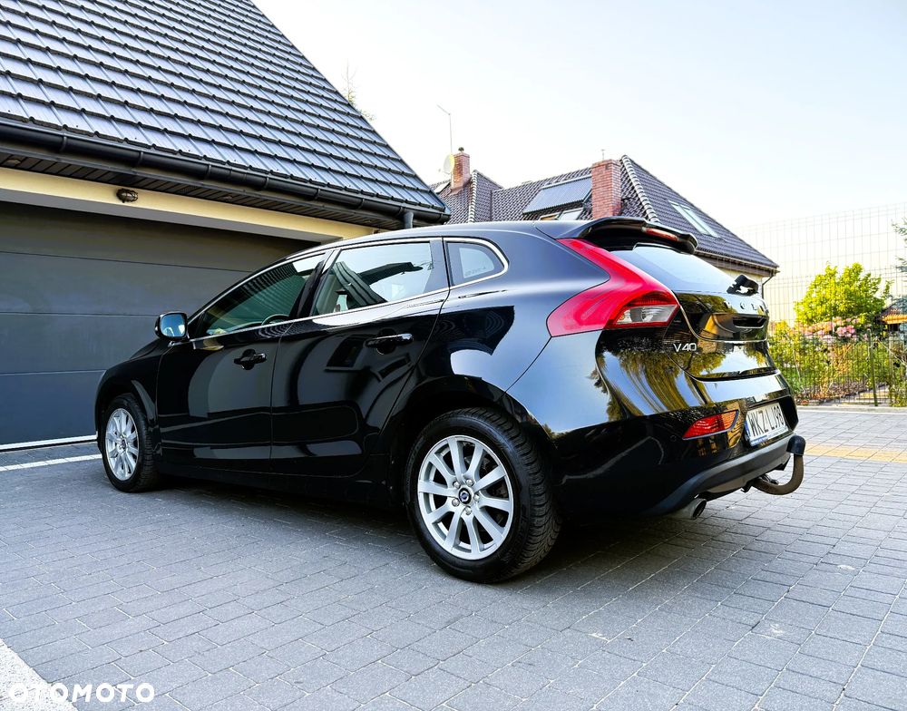 Volvo V40 D3 Momentum - 5