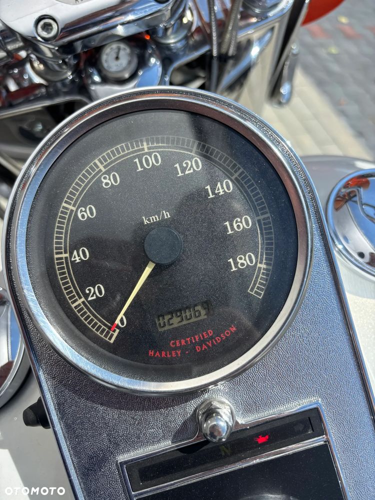 Harley-Davidson Softail Heritage Classic - 9