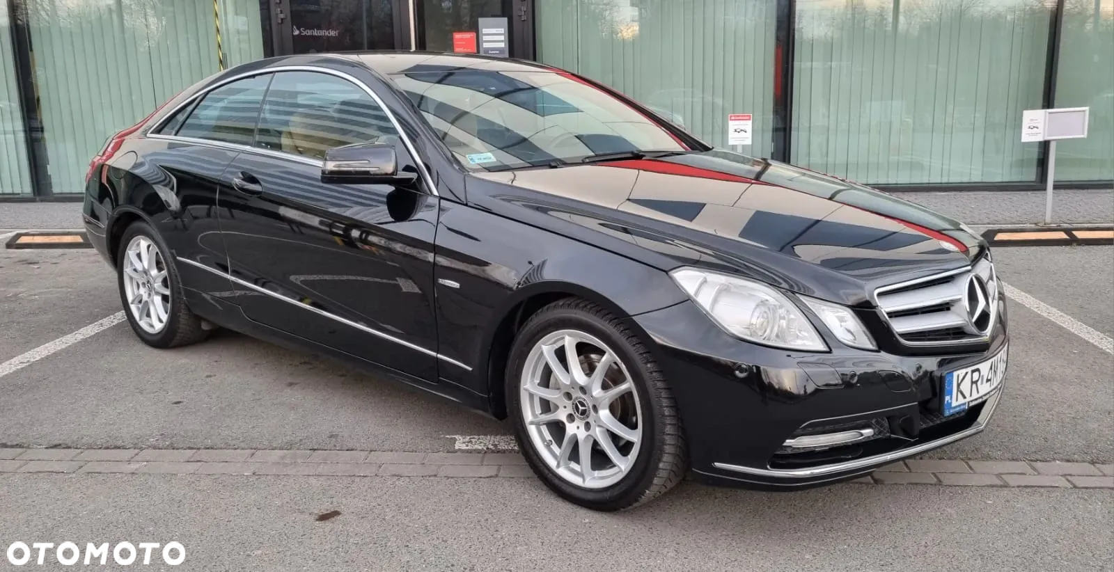 Mercedes-Benz Klasa E 250 CGI BlueEffICIENCY - 24