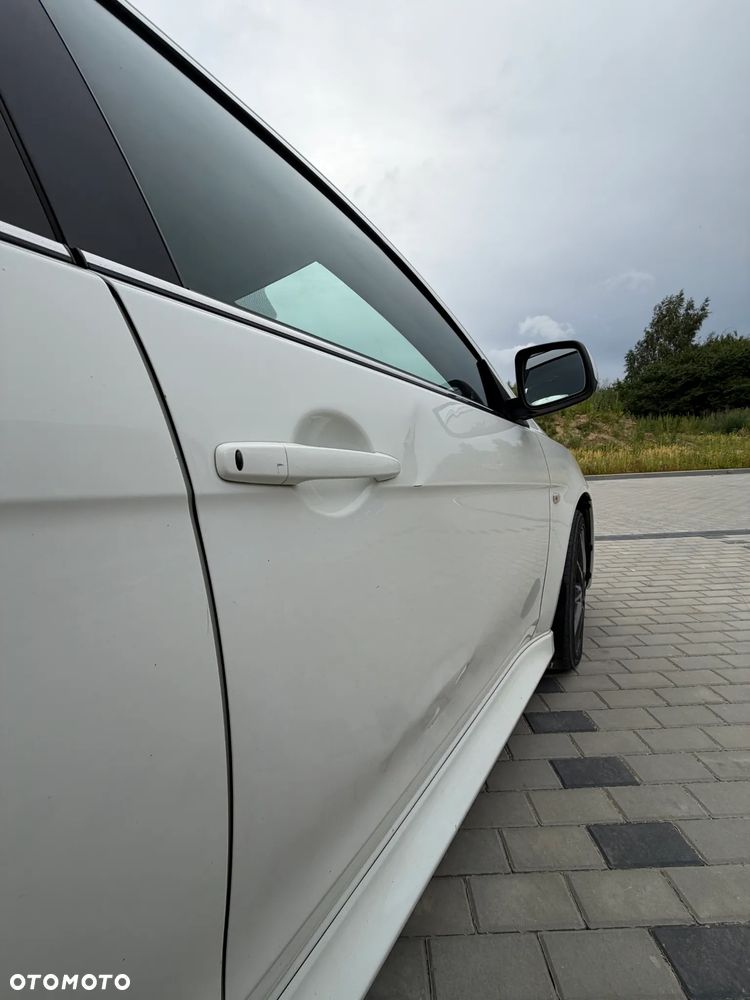 Mitsubishi Lancer 2.0 Ralliart MR - 13