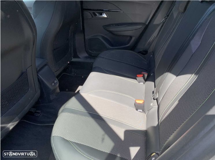 Peugeot E-2008 2024 photo 5
