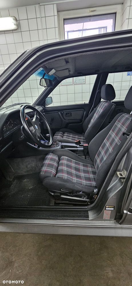 BMW Seria 3 ver-325ix - 11