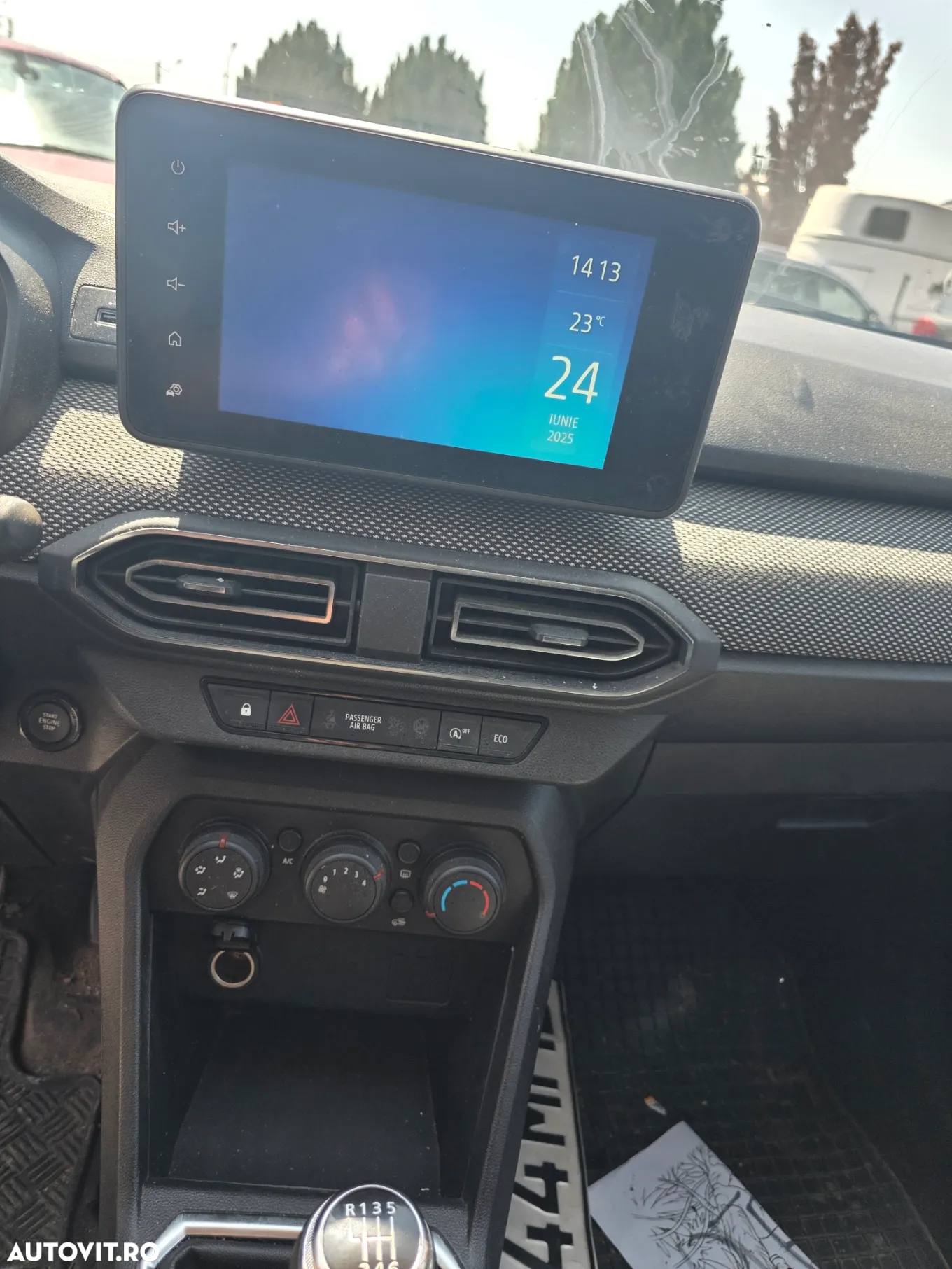 Dacia Logan TCe 90 MT5 Expression - 11