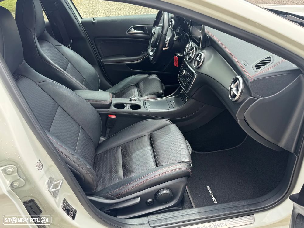 Mercedes-Benz GLA 220 CDI 7G-DCT AMG Line - 23