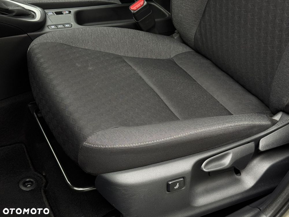 Toyota Yaris Hybrid 1.5 Comfort - 13