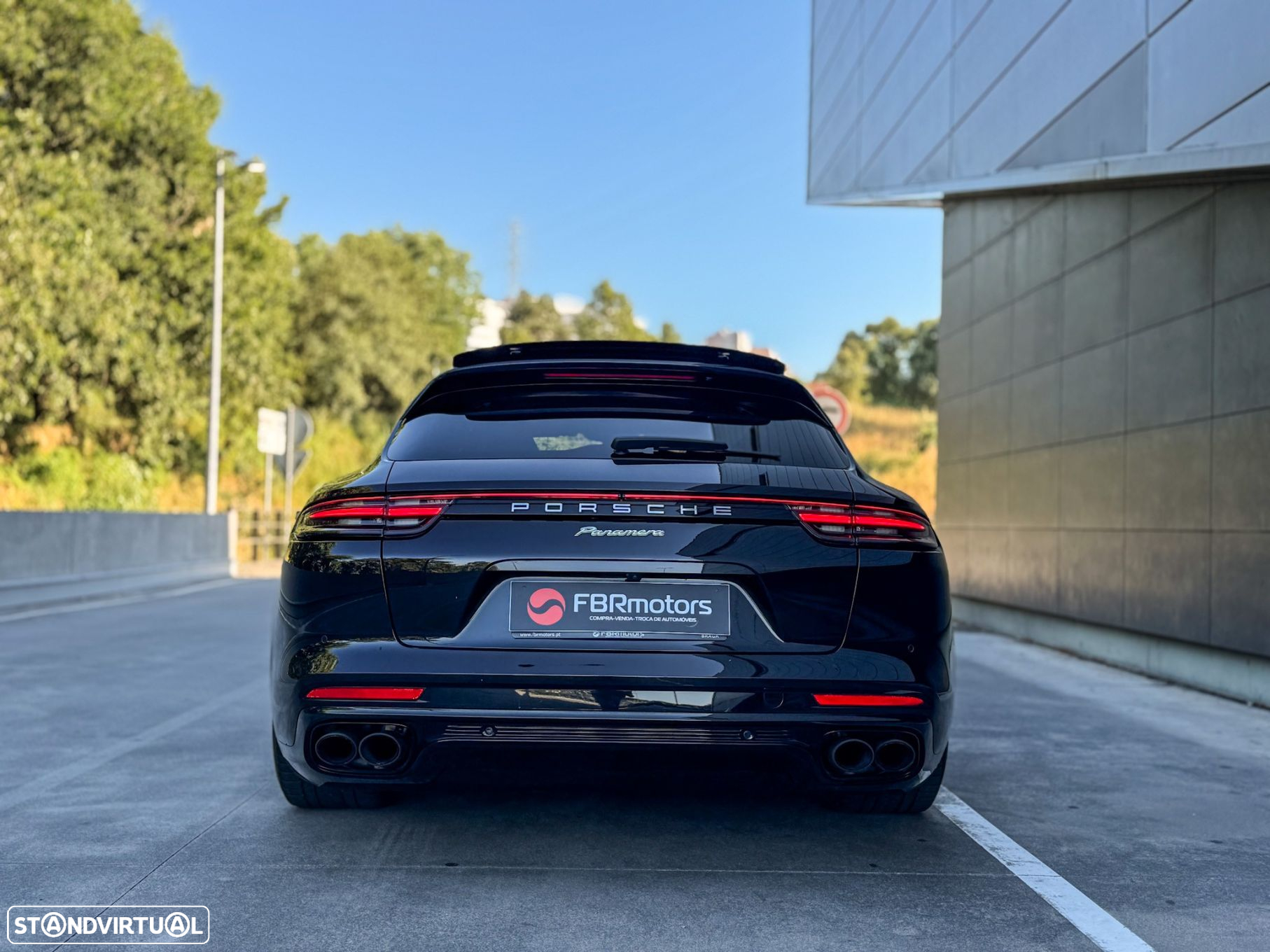 Porsche Panamera Sport Turismo 4 E-Hybrid - 4