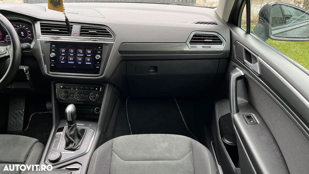 Volkswagen Tiguan - 25