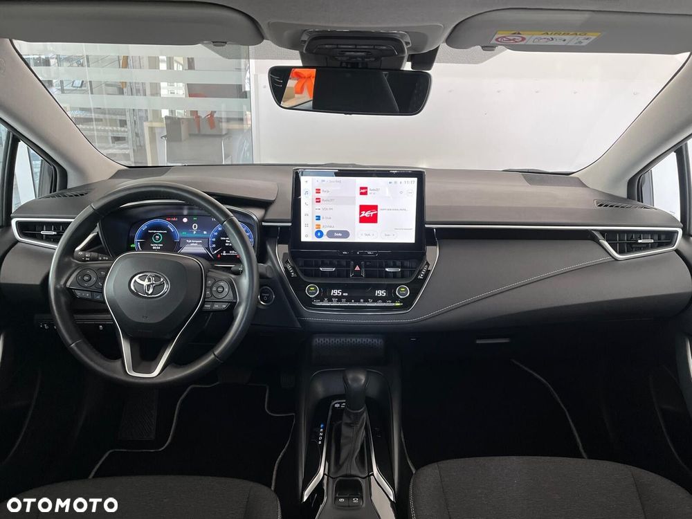 Toyota Corolla 1.8 Hybrid Comfort - 22