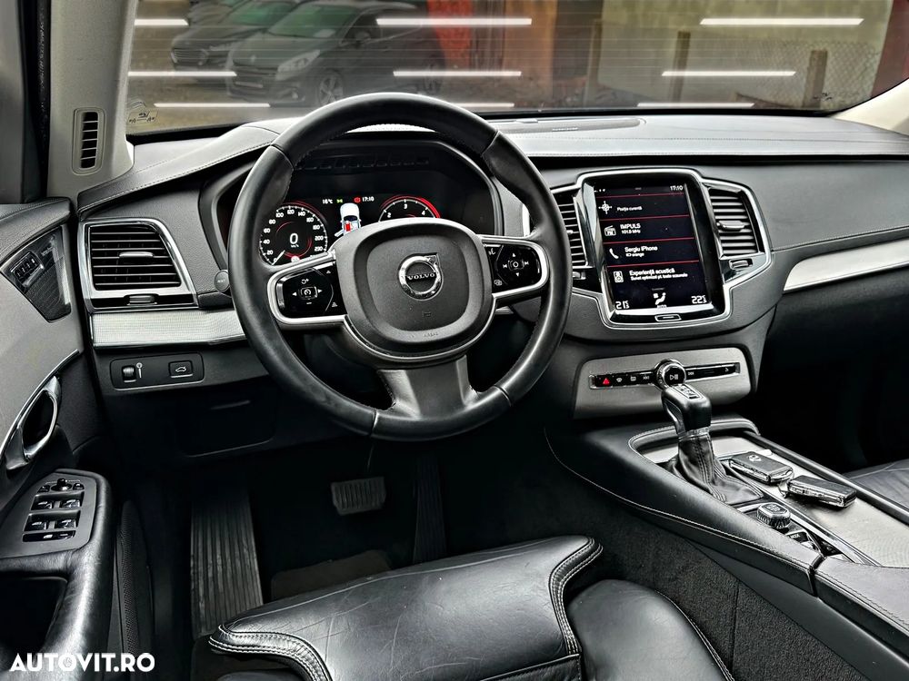 Volvo XC 90 D5 AWD Geartronic Inscription - 32