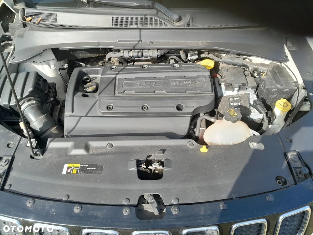 Jeep Compass 1.4 TMair Longitude FWD S&S - 2
