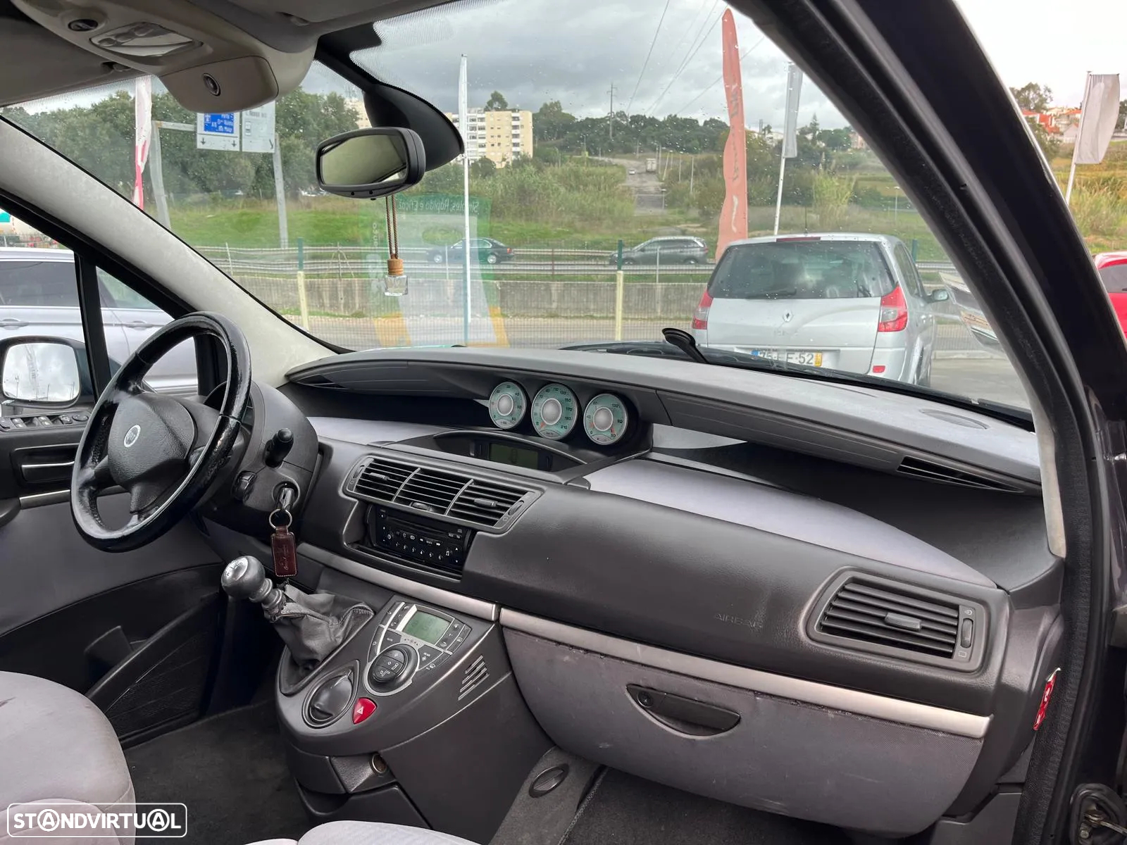 Fiat Ulysse 2.0 JTD 16V - 12