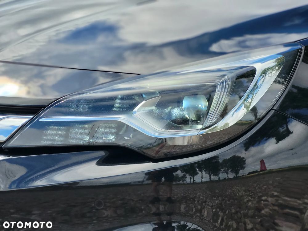 Opel Astra 1.6 CDTI Elite S&S - 10