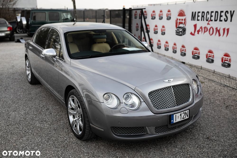 Bentley Flying Spur - 4