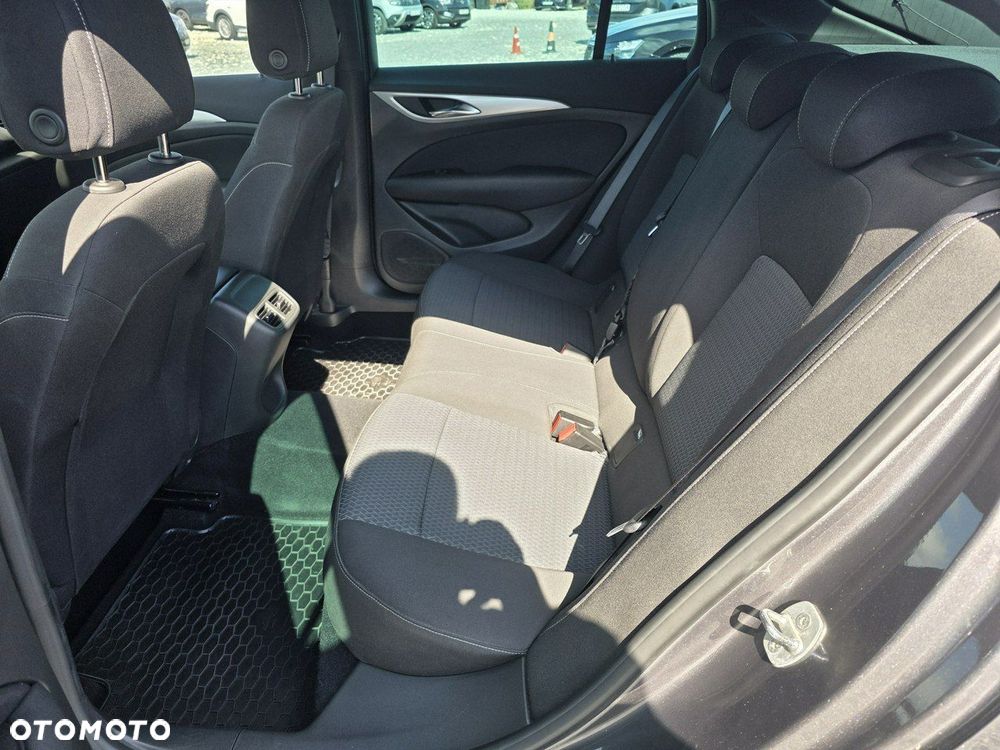 Opel Insignia 2.0 CDTI Business Elegance S&S - 15