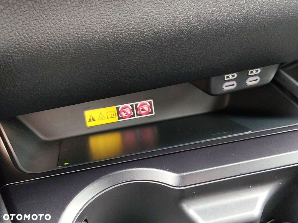 Lexus UX 250h GPF Business 2WD - 26
