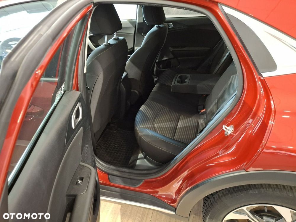 Kia XCeed - 18
