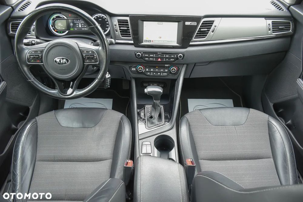 Kia Niro 1.6 GDI 2WD Vision - 18