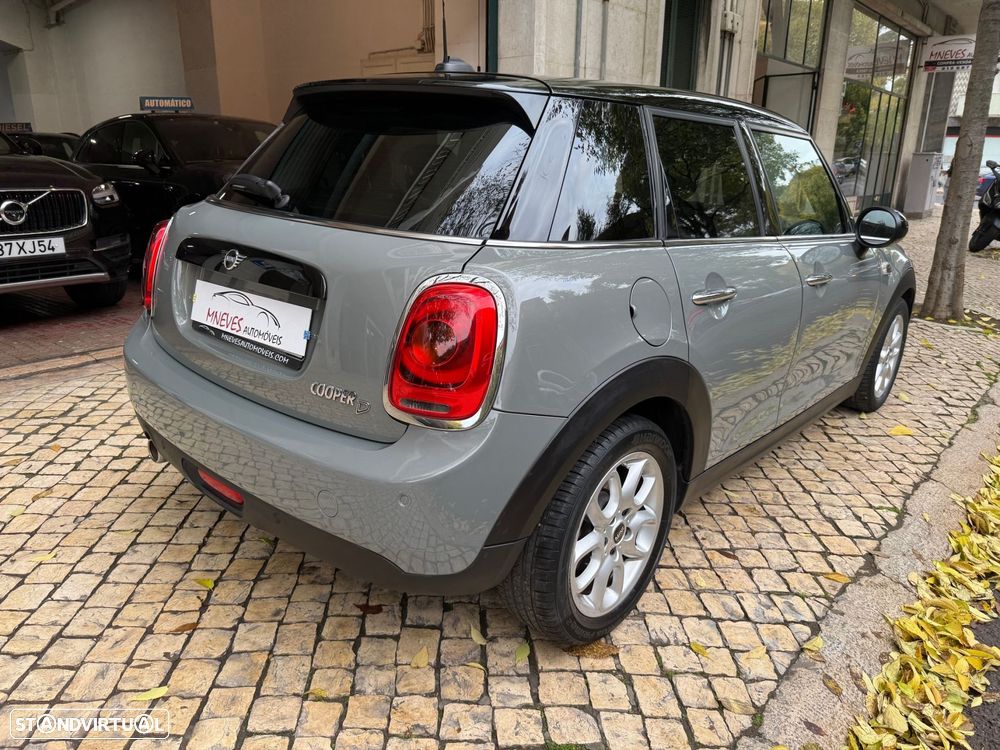 MINI 5 Portas Cooper D - 13