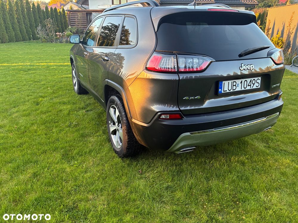 Jeep Cherokee - 3