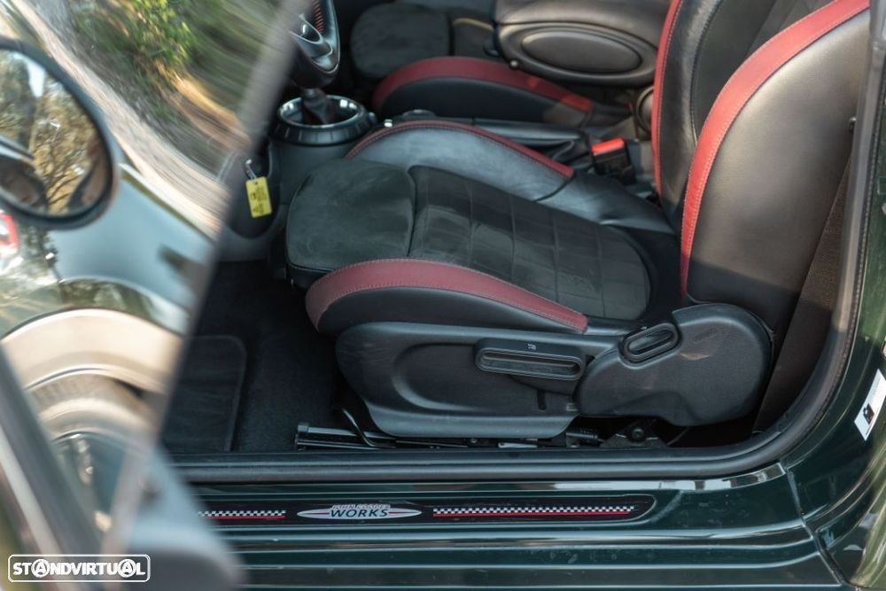 MINI 3 Portas John Cooper Works Auto Desportiva - 4