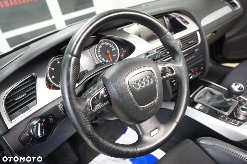 Audi A4 Avant 2.0 TDI DPF S line Sportpaket - 20