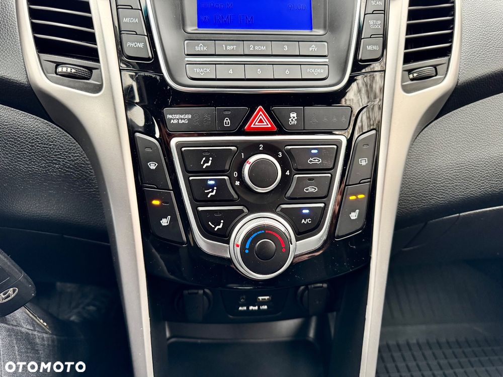 Hyundai i30 1.6 CRDi BlueDrive Comfort - 24