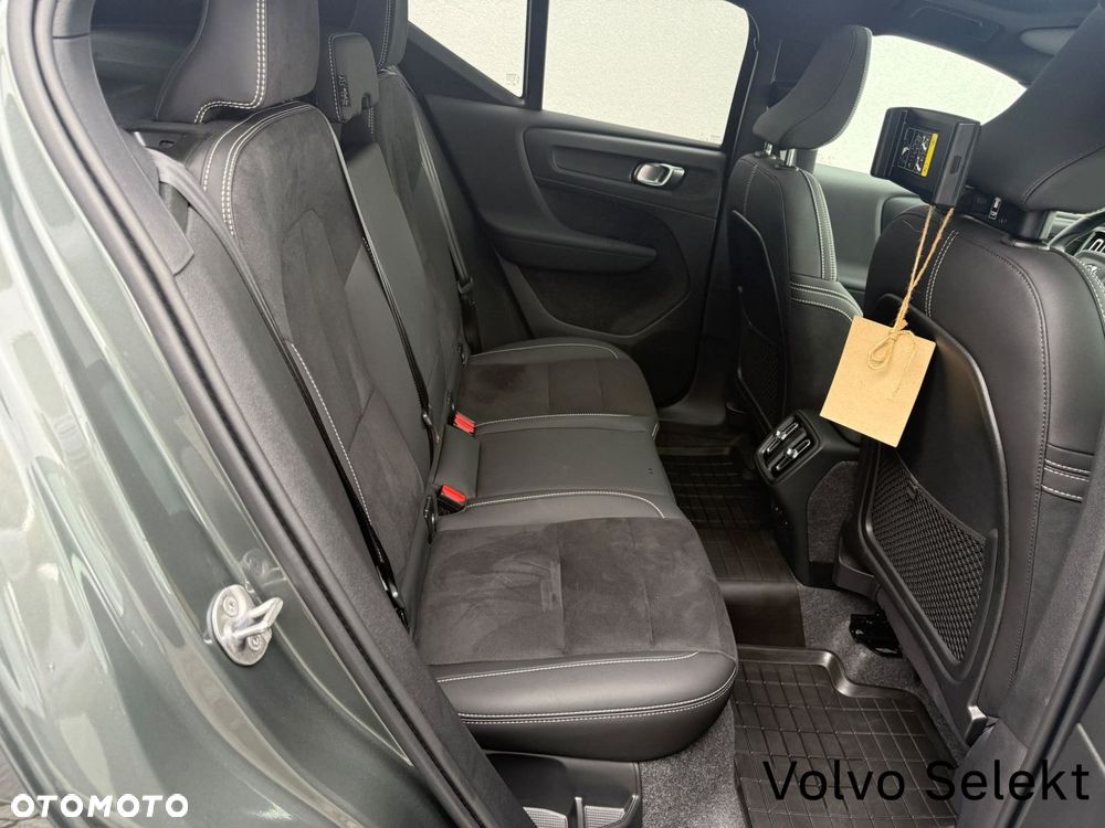 Volvo XC 40 - 33