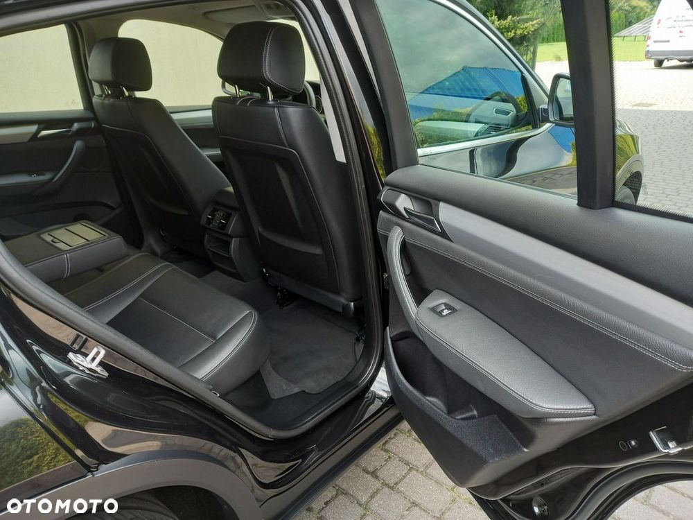 BMW X4 xDrive20d xLine - 25