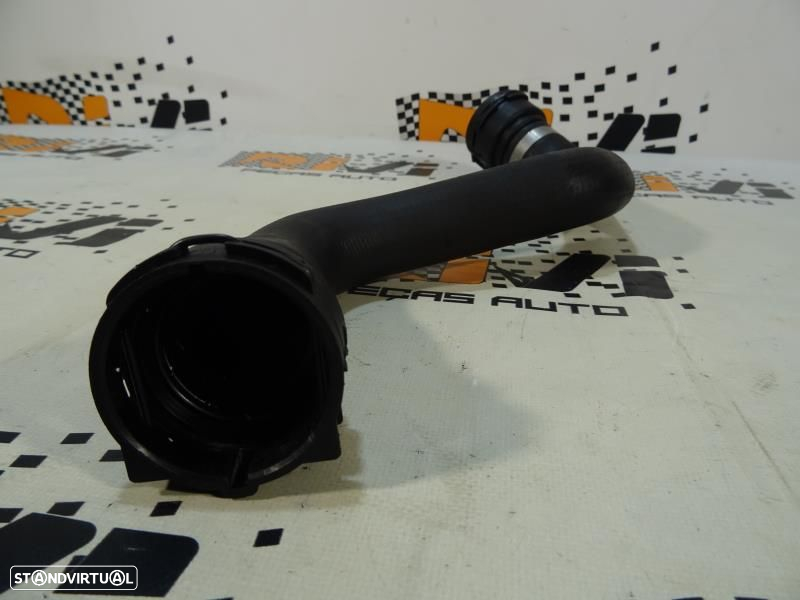 Tubo De Água Bmw 1 (F20)  7811129 04 / 781112904 / 130477 148378 10H - 4
