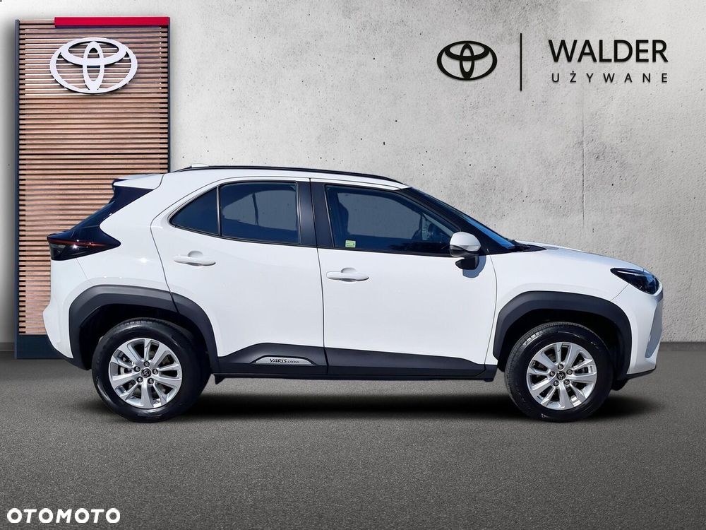 Toyota Yaris Cross Hybrid 1.5 Comfort 4x4 - 8