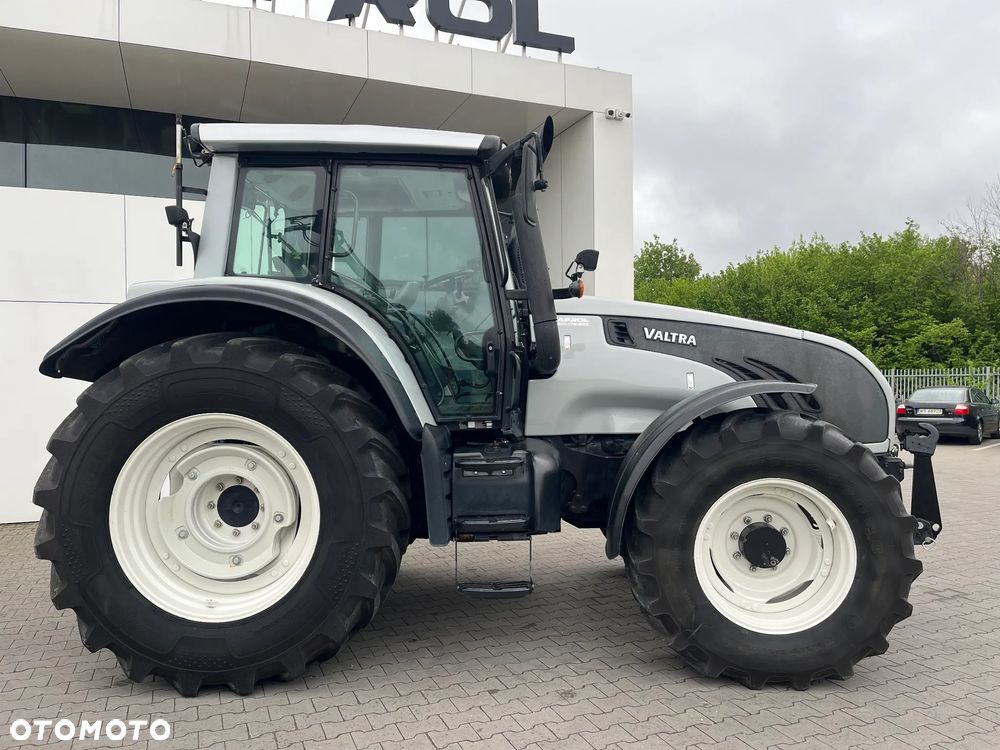 Valtra T132 - 8